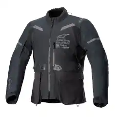 <strong>Lett, fleksibel og slitesterk</strong> motorsykkeljakke designet for f&oslash;rere som &oslash;nsker fordelene med <strong>GORE-TEX-laminert konstruksjon</strong> og <strong>overlegen ergonomisk bevegelsesfrihet</strong>