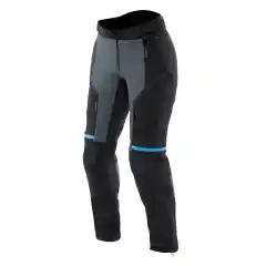 Dainese Mangen Abs&oslash;luteshell&trade; Pro Pants WMN er en teknisk avansert touring- og adventurebukse for kvinner, utviklet for hel&aring;rsbruk p&aring; b&aring;de asfalt og grus. Med laminert vanntett membran, effektiv ventilasjon og CE AA-sertifisering kombinerer den h&oslash;y komfort, ergonomi og sikkerhet.