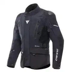 Dainese Carve Master 4 GORE-TEX&reg; er en avansert sport touring MC-jakke utviklet for kj&oslash;ring i kaldt og v&aring;tt klima. Med GORE-TEX&reg; ePE-membran, avtakbart termof&ocirc;r og sertifisert Pro-Armor-beskyttelse kombinerer den v&aelig;rbeskyttelse, komfort og h&oslash;y sikkerhet.