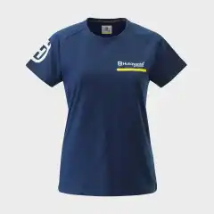 <strong>Sporty og stilig t-skjorte for kvinner!</strong> Women Replica Team Tee kombinerer et moderne sportsdesign med komfort og kvalitet, perfekt for hverdagsbruk eller tilhengere av teamet