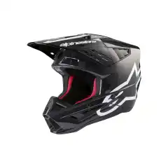 Avansert motocross-hjelm utviklet for &aring; gi optimal beskyttelse og komfort for f&oslash;rere i krevende offroad-milj&oslash;er