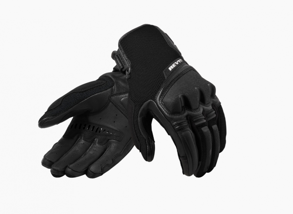 Sporty, lightweight and well-ventilated gloves for comfortable adventure riding on asphalt.