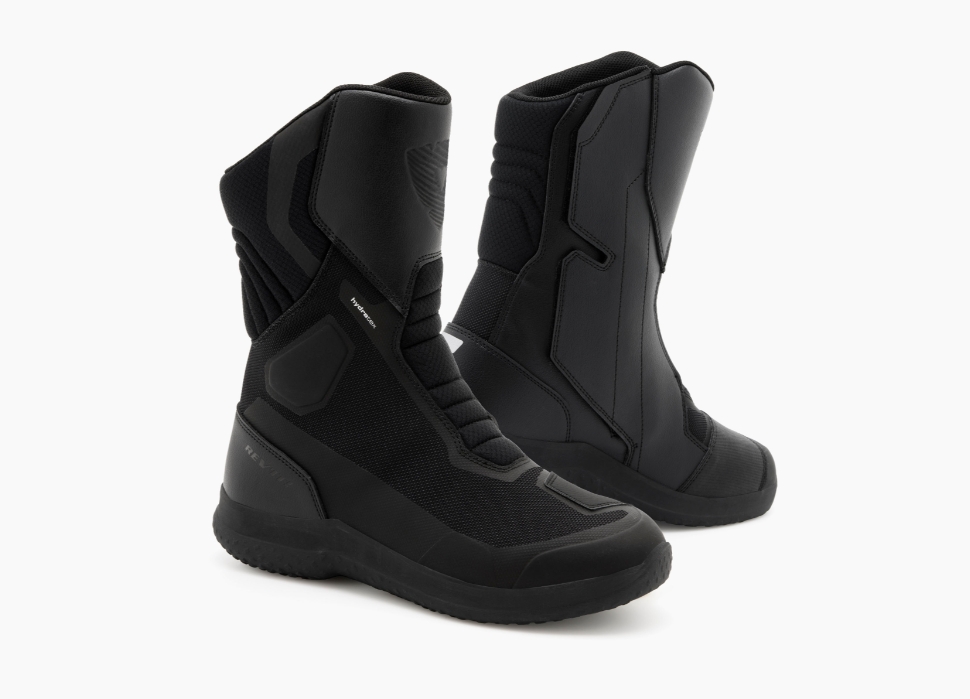 Sportive and comfortable waterproof boots suitable for adventures on the asphalt in all climates.